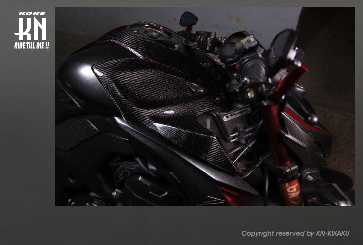 MOS カーボンガソリンタンクセンターパネル【Z1000/Z1000R】