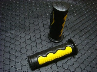 KOSO 数量限定グリップ 【ブラック/イエロー】