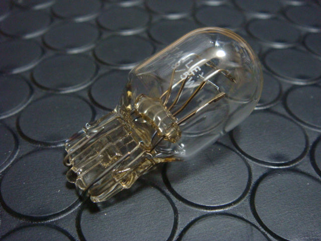 STANLEY テール球 ウエッジ球 白球 【12V18/5W】ダブル球