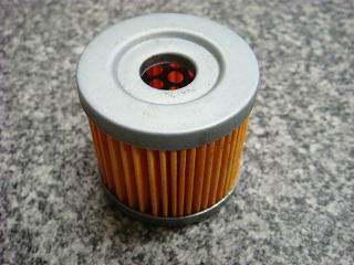 オイルフィルター 台湾SUZUKI純正【アドレスV125など】