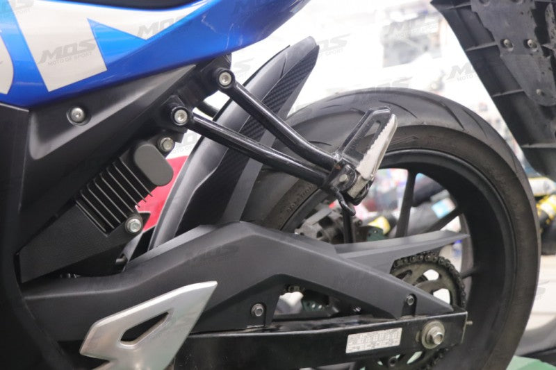 MOS カーボンルック リアフェンダー【GSX-R 125/150】【GSX-S 125/150】