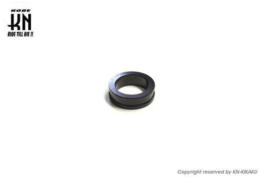 プラグ変換アダプター【ブラック】6.0mm