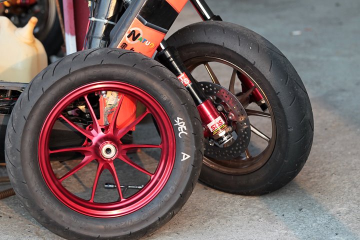 SHARKFACTORY 鍛造アルミホイール フロントC/E/Fタイプ【カラーオーダー見積り】