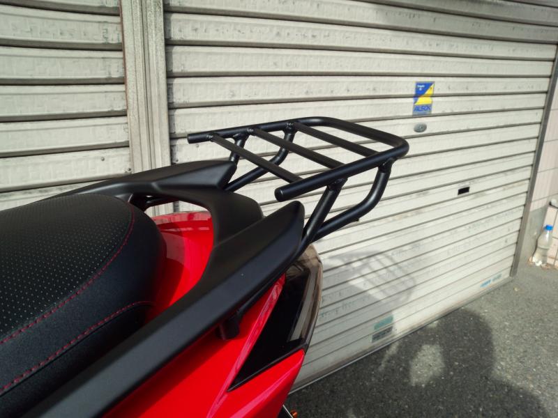 リアキャリア ブラック 　シグナスX 【4型】