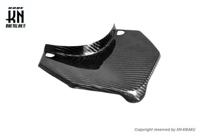 MOS カーボンテールアッパーカバー【シグナス6型GRYPHUS】