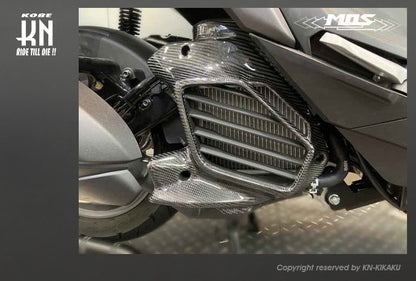MOS カーボンラジエーターカバー【シグナス6型GRYPHUS/X-FORCE/FORCE2.0】