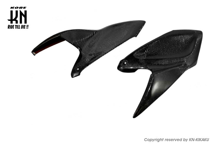 MOS カーボンガソリンタンクセンターパネル【Z1000/Z1000R】