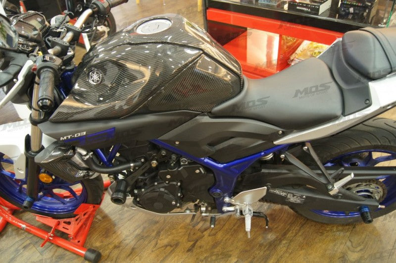 MOS カーボンガソリンタンクカバー【MT-03】