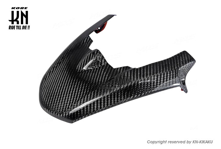 MOS カーボンヘッドライトアッパーカバー【GSX-S 125/150】