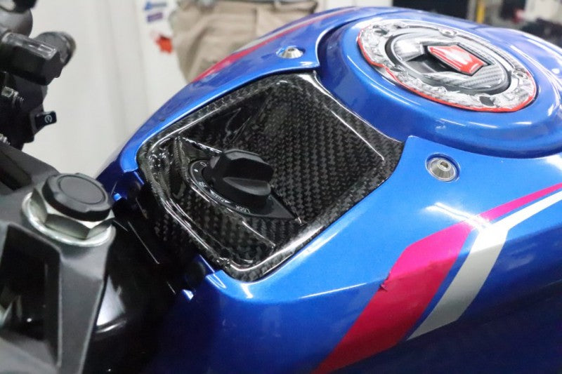 MOS カーボンイグニッションキーカバー【GSX-R 125/150】【GSX-S 125/150】