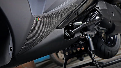 カーボンフットレスサイドカバー【シグナスX5型】