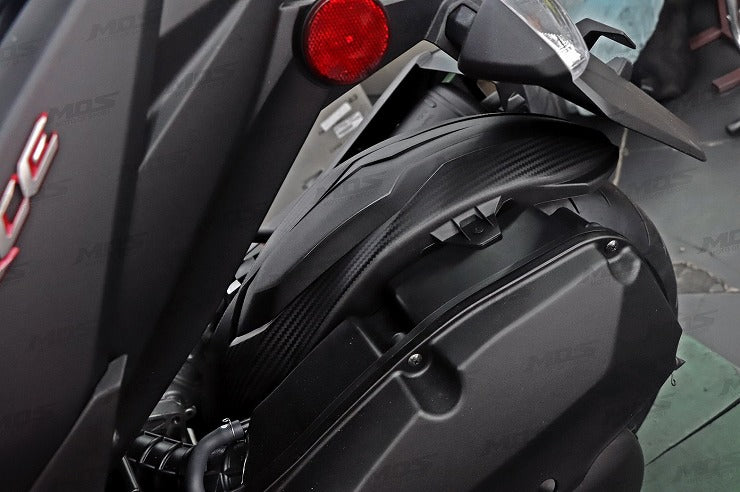 MOS カーボンルック リアフェンダー【マジェスティS/SMAX/FORCE】タイプ2