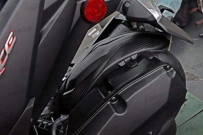 MOS カーボンルック リアフェンダー【マジェスティS/SMAX/FORCE】タイプ2