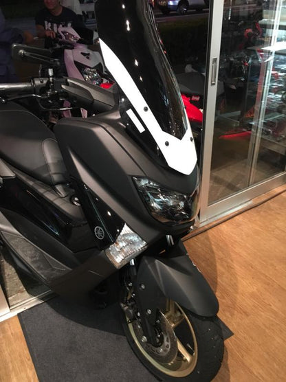 NMAX フロントロングスクリーン【ブラック/ホワイトライン】