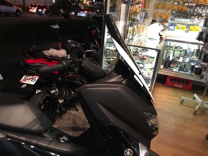 NMAX フロントロングスクリーン【スモーク/ブラックライン】