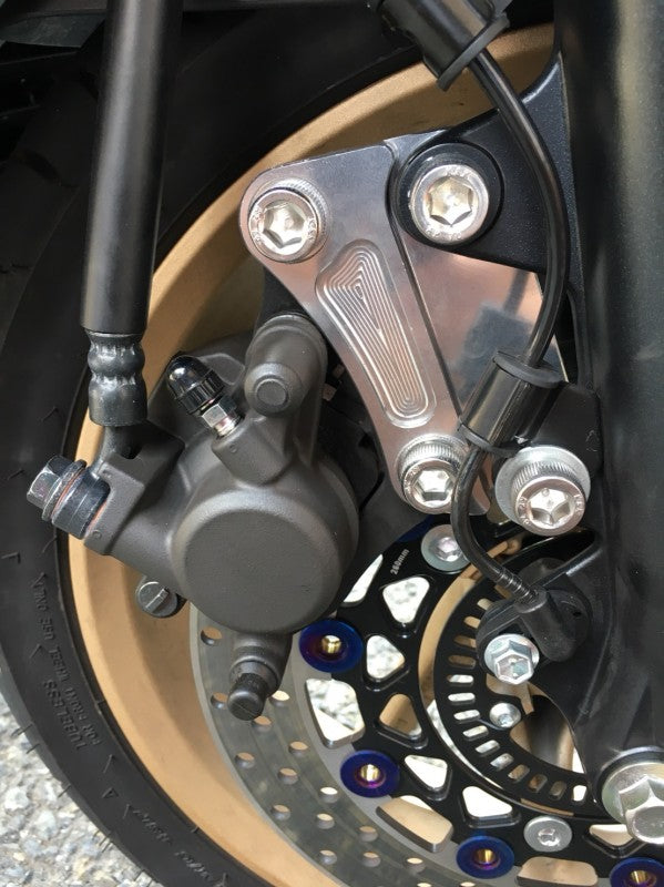 NMAXキャリパーサポート【シルバー】260mmローター用/純正キャリパー専用