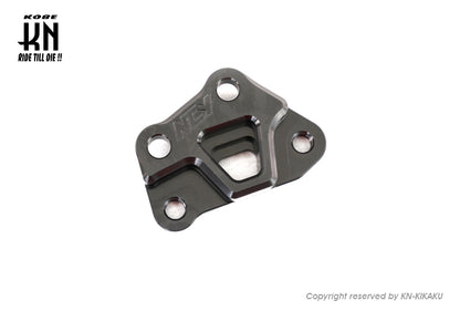 NCY フロントブレーキ キャリパーサポート【シグナスGRYPHUS6型】【ブレンボ4POTキャリパー用/267mmディスク用】