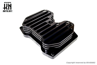 KN ビレットヘッドカバー【マジェスティS/SMAX/FORCE】ブラック