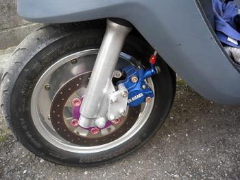 2POTキャリパー 対向キャリパー アルミ削出キャリパー【ブルー】