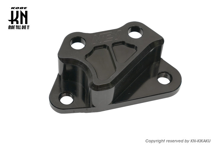 NCY フロントブレーキ キャリパーサポート【NMAX125/155(V1/V2)/AEROX155】【ブレンボ4POTキャリパー用/267mmディスク用】