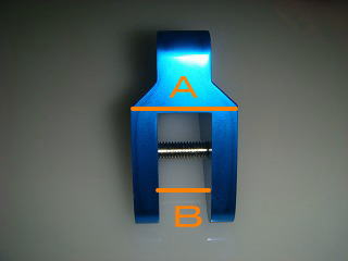 リアショック　アッパーアダプター汎用 タイプ3 (ブルー)