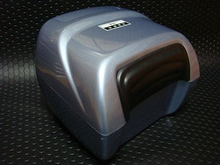 コンパクト汎用リアボックス 12 リットル