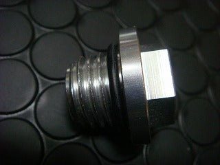 オイルブリーザーアタッチメント台座A【シグナス/PCX/モンキー/グロム/APE/カブ/zoomer】ゴールド