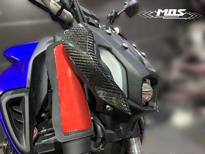 MOS カーボンヘッドライトサイドカバー 【MT-07/2021年モデル】
