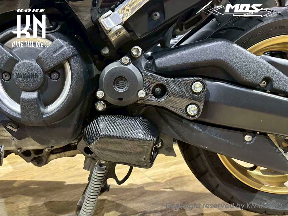 MOS カーボンブラケットロックカバー【TMAX530-6型,TMAX560-7/8型】2017-2024