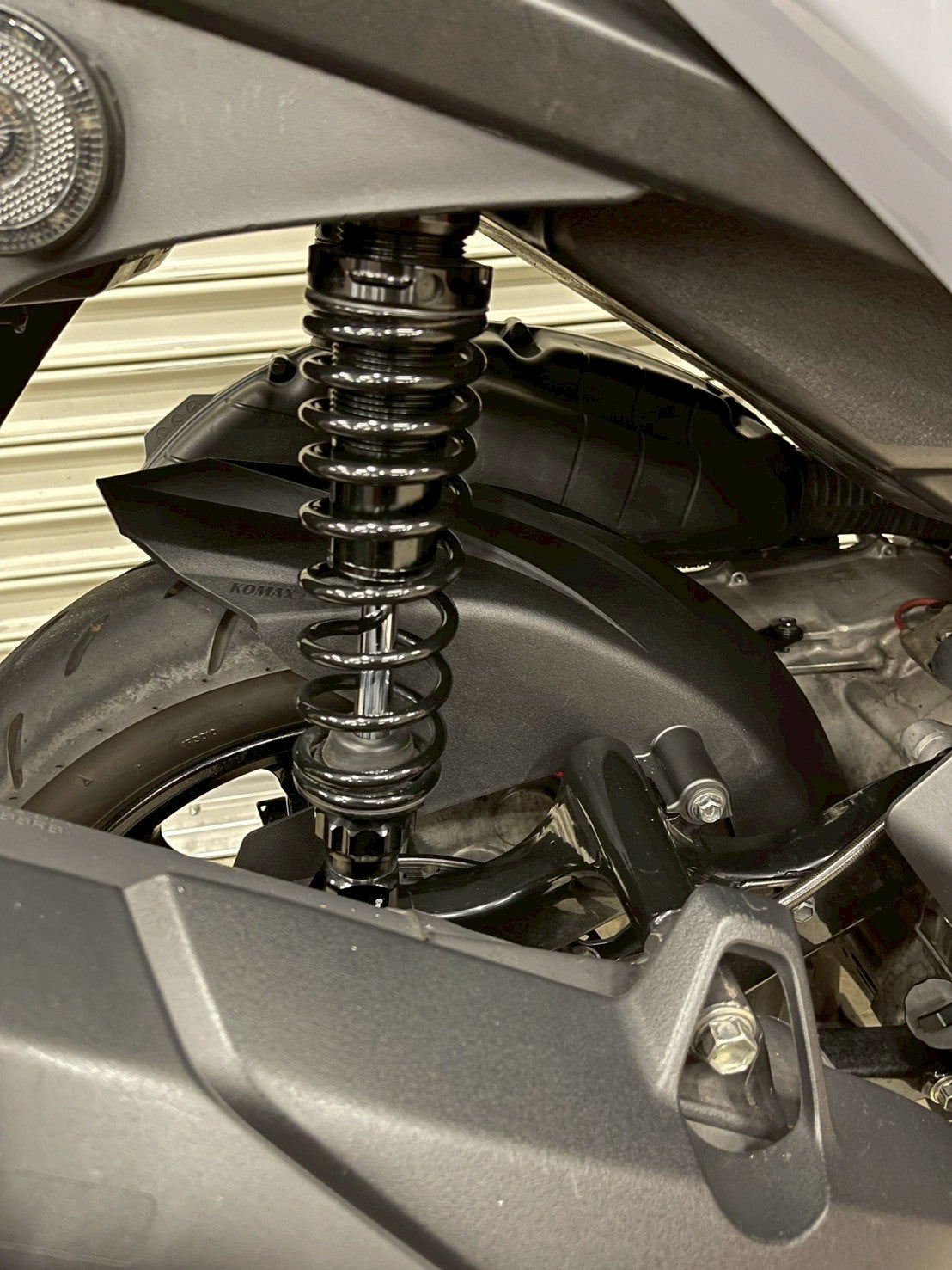 KOMAX リアフェンダー 【シグナスグリファス】ブラック