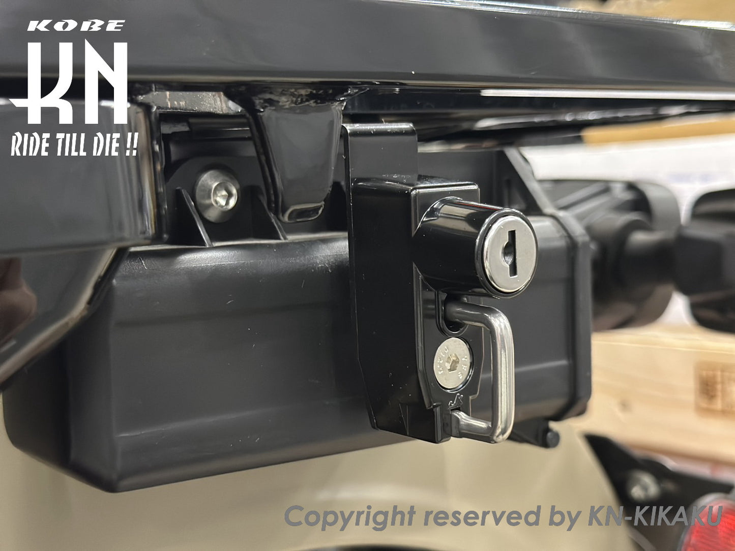 ヘルメットホルダー【ハンターカブ,CT125(JA55/JA65)】タイプ2