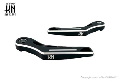 デュアルカラーアルミステップ2【シグナスX/マジェS】マットブラック/シルバー